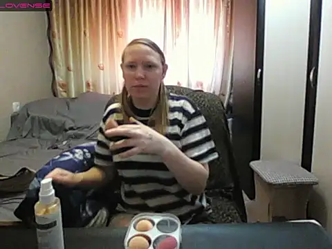 Snapshot of JenniDeep chatting on 16, 4, 2026 JenniDeep online show from 16, 4, 2026