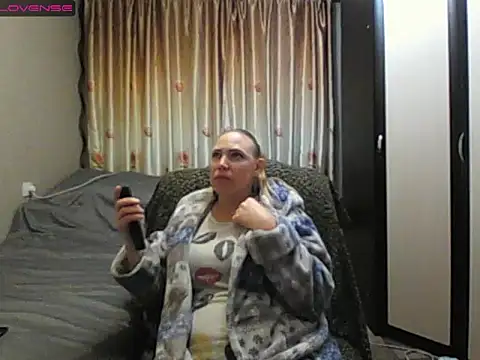 Snapshot of JenniDeep chatting on 14, 5, 2026 JenniDeep online show from 14, 5, 2026