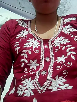 isha sharma2002 online show from 29, 11, 2025