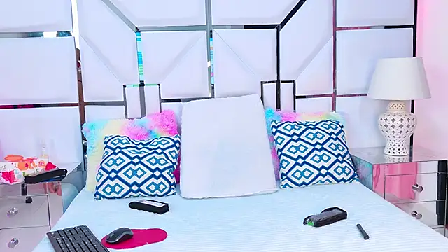 VeronicaSttar online show from 14, 2, 2026