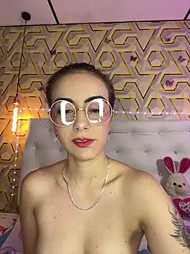 MelanyyJhonson15 online show from 14, 3, 2026