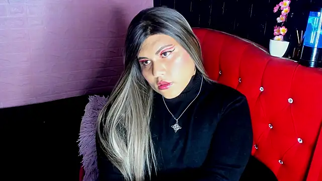 Snapshot of Chloe_Nasty chatting on 13, 11, 2025 Chloe Nasty online show from 13, 11, 2025