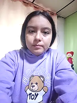 Snapshot of lincy_and_clio chatting on 30, 11, 2025 lincy and clio online show from 30, 11, 2025