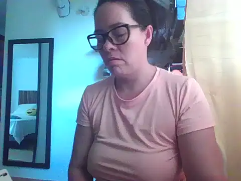 caroline 47 online show from 30, 4, 2026
