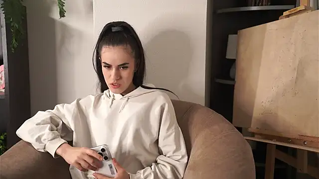 Snapshot of AngelWegge chatting on 18, 11, 2025 AngelWegge online show from 18, 11, 2025