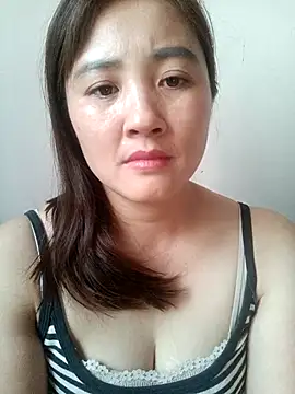 Little-Red123 online show from 27, 11, 2025