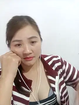 Little-Red123 online show from 19, 12, 2025