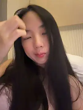 TinyBabe online show from 10, 4, 2026