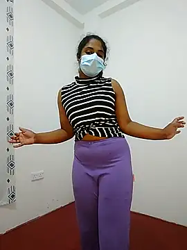 Snapshot of SL_sherina chatting on 20, 11, 2025 SL sherina online show from 20, 11, 2025