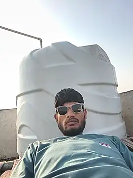 Ritik143jhil online show from 6, 2, 2026