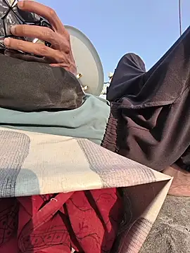 Ritik143jhil online show from 9, 2, 2026