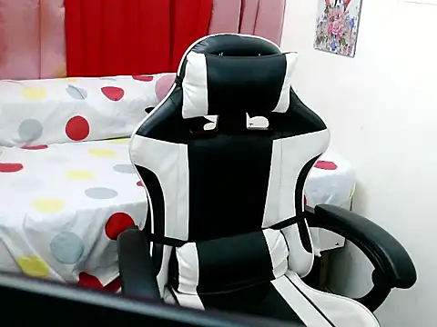 cuteychub online show from 13, 1, 2026