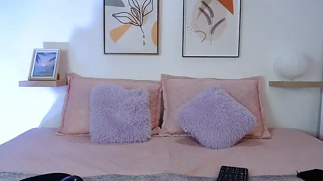 Snapshot of blackvelvetx69 chatting on 13, 12, 2025 blackvelvetx69 online show from 13, 12, 2025