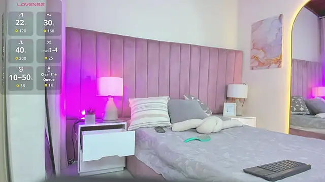 Snapshot of Valentino_moretti chatting on 7, 3, 2026 Valentino moretti online show from 7, 3, 2026