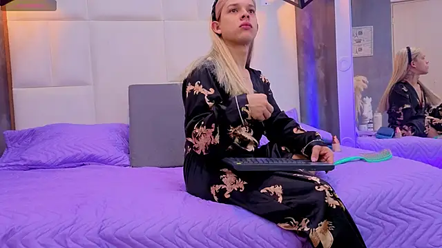 Snapshot of Valentino_moretti chatting on 16, 4, 2026 Valentino moretti online show from 16, 4, 2026