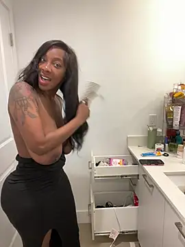 Snapshot of Drekacakez chatting on 2, 5, 2026 Drekacakez online show from 2, 5, 2026