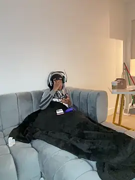 Snapshot of Drekacakez chatting on 13, 5, 2026 Drekacakez online show from 13, 5, 2026