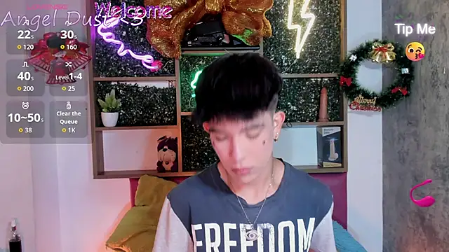 Angeldust19 online show from 23, 12, 2025