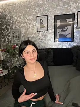 Snapshot of DeineJulia chatting on 24, 11, 2025 DeineJulia online show from 24, 11, 2025