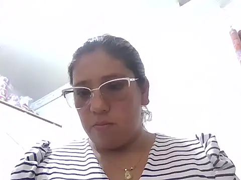 Snapshot of marcelaxxxl chatting on 25, 11, 2025 marcelaxxxl online show from 25, 11, 2025