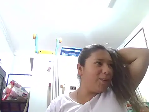 Snapshot of marcelaxxxl chatting on 26, 11, 2025 marcelaxxxl online show from 26, 11, 2025