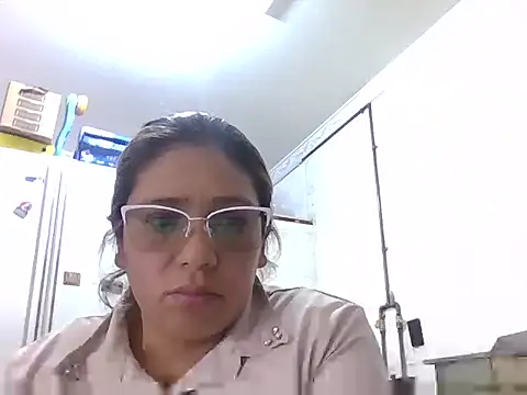 Snapshot of marcelaxxxl chatting on 28, 11, 2025 marcelaxxxl online show from 28, 11, 2025