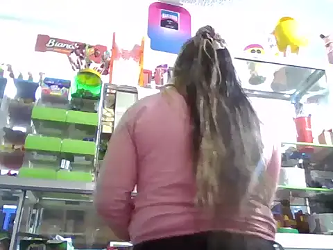 Snapshot of marcelaxxxl chatting on 5, 12, 2025 marcelaxxxl online show from 5, 12, 2025