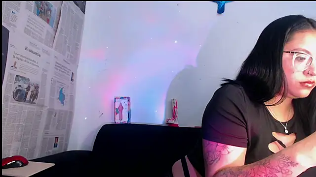 Snapshot of Janna_Dolce chatting on 5, 12, 2025 Janna Dolce online show from 5, 12, 2025