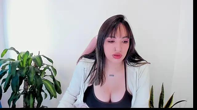 Snapshot of SOFIA_SWEETT22 chatting on 14, 11, 2025 SOFIA SWEETT22 online show from 14, 11, 2025