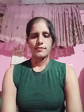 Snapshot of Pirvesh_singh chatting on 3, 7, 2026 Pirvesh singh online show from 3, 7, 2026