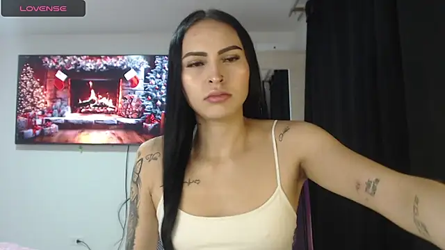 Snapshot of Linda__fiore chatting on 20, 11, 2025 Linda fiore online show from 20, 11, 2025