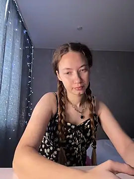 Holy Poly online show from 7, 1, 2026