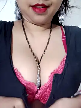 Snapshot of Aradhna_08 chatting on 5, 12, 2025 Aradhna 08 online show from 5, 12, 2025