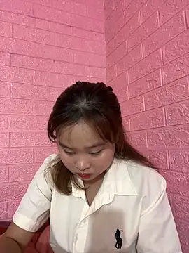 Lina8386 online show from 4, 12, 2025