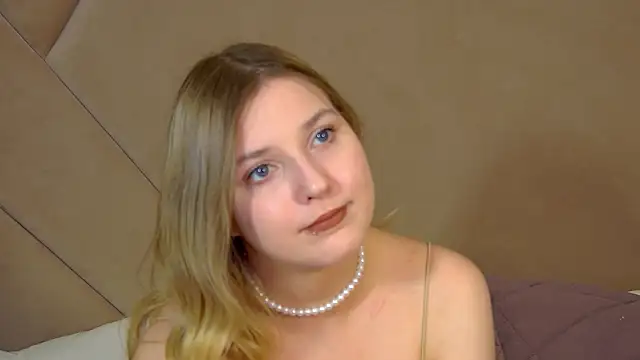 TinnaBurton online show from 18, 6, 2026
