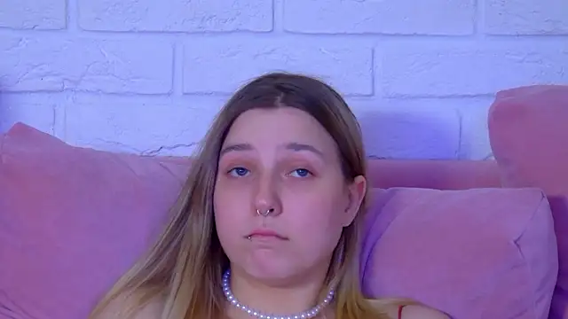 TinnaBurton online show from 14, 7, 2026