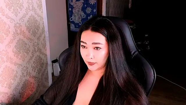 Snapshot of Emma_Uilson chatting on 9, 5, 2026 Emma Uilson online show from 9, 5, 2026