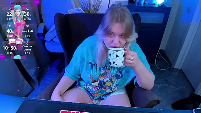 Snapshot of LouiseMous chatting on 8, 1, 2026 LouiseMous online show from 8, 1, 2026
