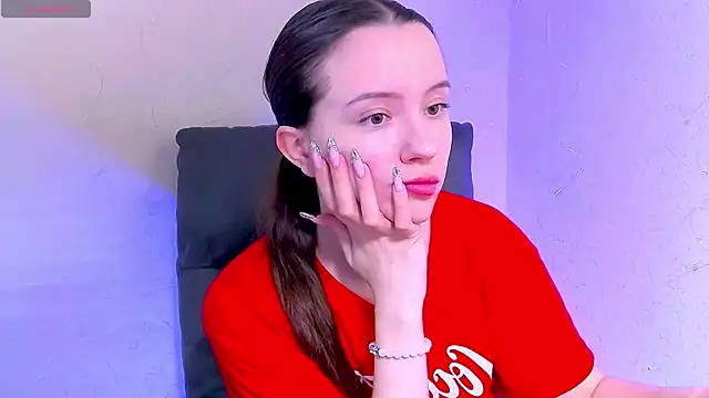 BellaVelure6767 online show from 25, 4, 2026