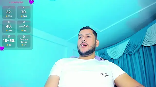 Snapshot of Latino_Hot_Boy chatting on 1, 12, 2025 Latino Hot Boy online show from 1, 12, 2025