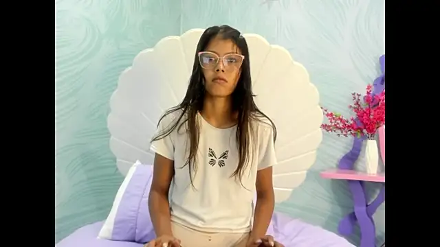 arietta skinny online show from 15, 11, 2025