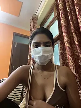 Snapshot of sexyayeshadesi chatting on 17, 11, 2025 sexyayeshadesi online show from 17, 11, 2025