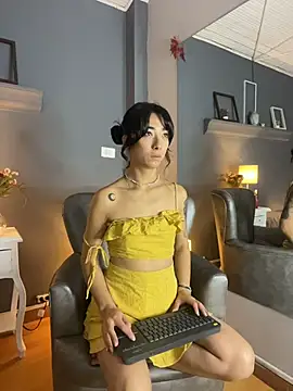 Snapshot of AmbarOishi__ chatting on 15, 12, 2025 AmbarOishi online show from 15, 12, 2025