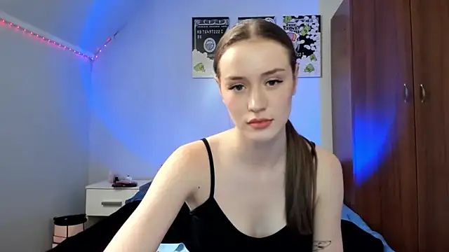 tinyglow online show from 15, 6, 2026