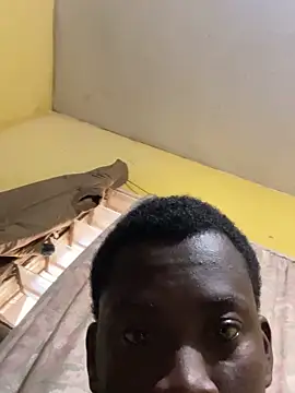 Snapshot of longmunya chatting on 14, 11, 2025 longmunya online show from 14, 11, 2025