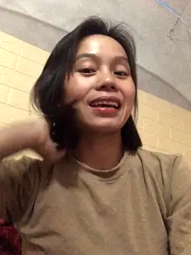 Snapshot of Trangbabylove chatting on 2, 12, 2025 Trangbabylove online show from 2, 12, 2025