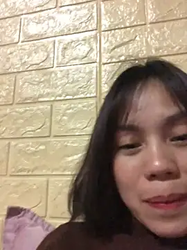 Trangbabylove online show from 5, 2, 2026