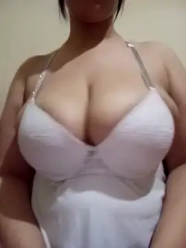 Snapshot of Maryam89six chatting on 29, 11, 2025 Maryam89six online show from 29, 11, 2025