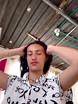 Snapshot of Milky_cielo_ chatting on 16, 12, 2025 Milky cielo online show from 16, 12, 2025