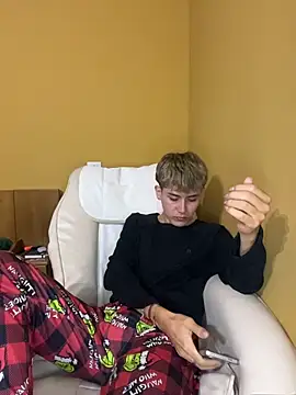 Snapshot of Noah21_ chatting on 13, 12, 2025 Noah21 online show from 13, 12, 2025